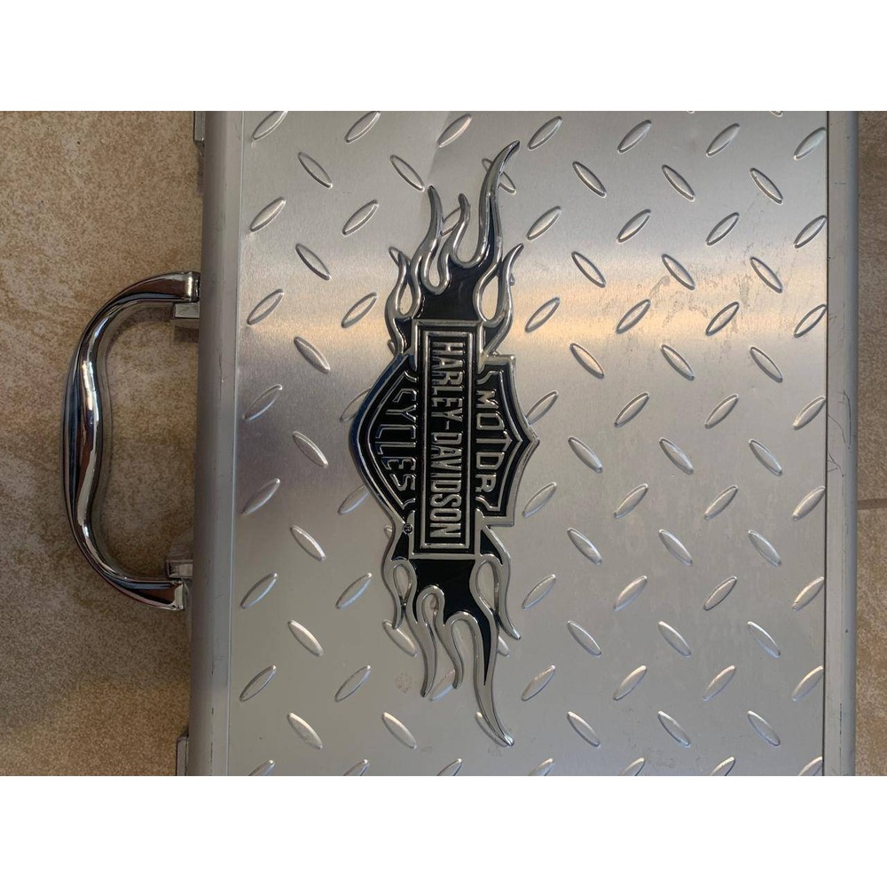 Vintage Harley-Davidson Backgammon Set Metal Diamond Plate Case - Picture 4 of 5